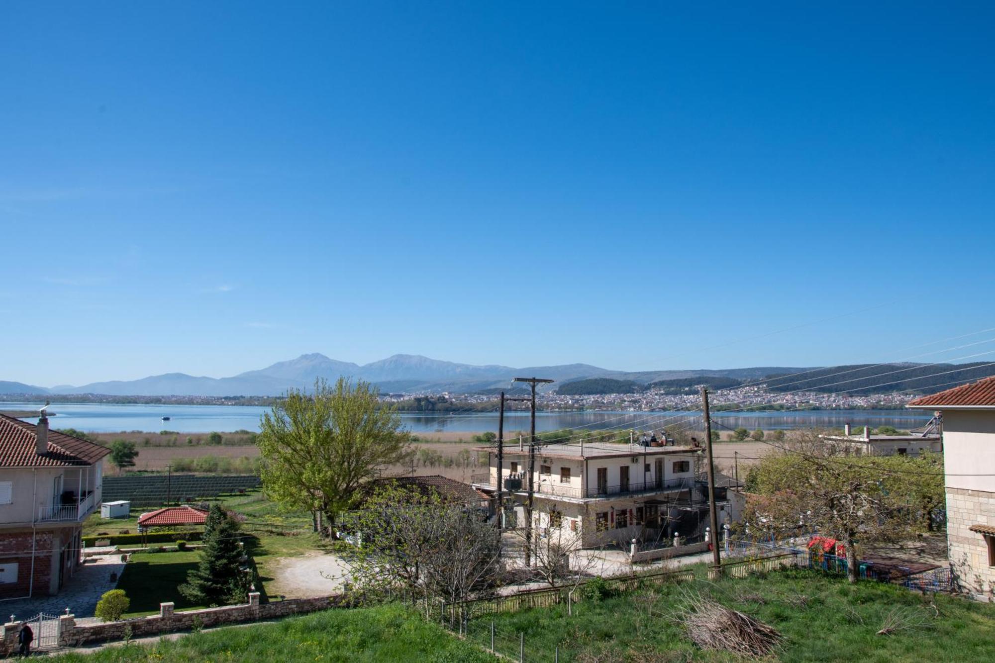 Lake House Ioannina Exterior photo