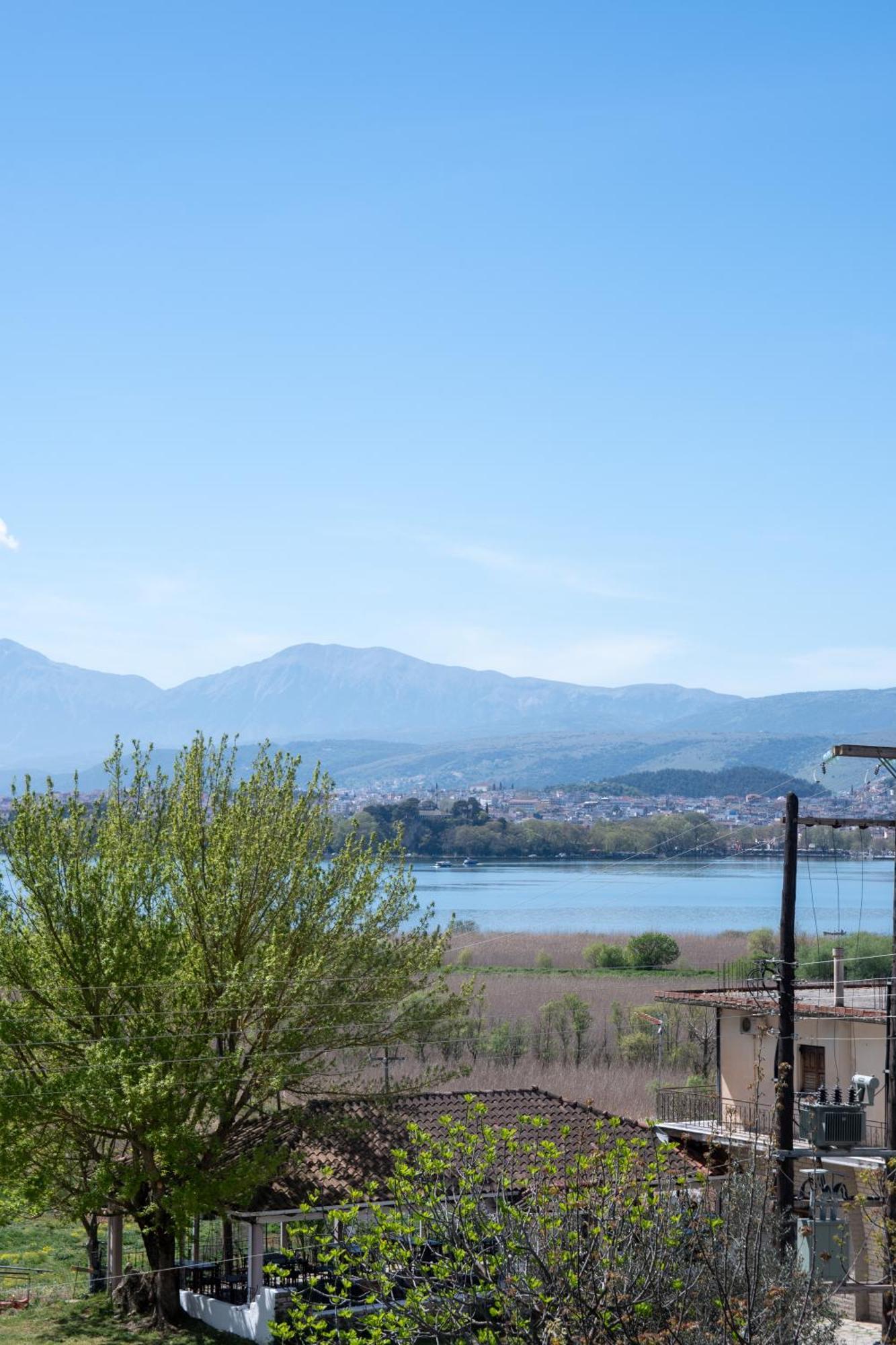 Lake House Ioannina Exterior photo